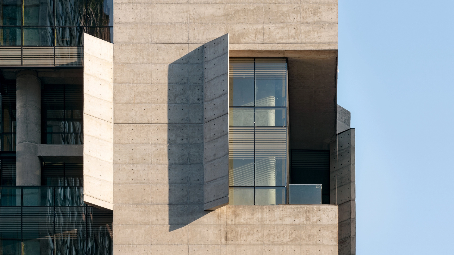 Left Aligned Image